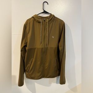 Vuori Men’s Large Sunday Element Jacket in Camel Heather